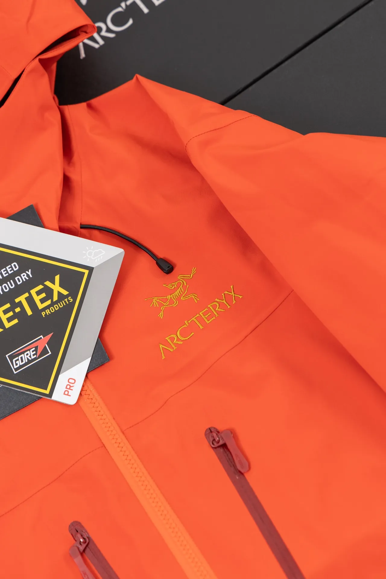 Quality ARC'TERYX SV Arcteryx Alpha SV GTX Same Style S XXL Premium ～ ！ ， 。 Recco ， ， ！ Authentic Gore-Tex ： 100% ＋ ＋20d ( )＋ Authentic ！ ！ ～ ， 。 。 ， ， ， 。 ， Quality 。 😊 Quality ！ Size：S/M/L/XL/XXL ： 81 83 86 88 90 ：117 122 128 132 136 ： 59 61 64 66 68 ： 53 55 58 60 62 S 80-120 M 110-150 L 140-170 XL 160 XXL 180 os ～